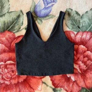 beyond yoga active crop top.